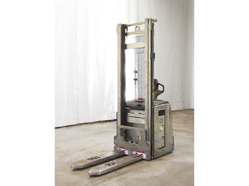 Stacker STILL