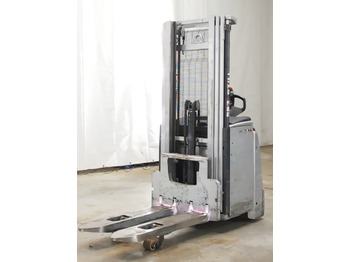 Stacker STILL