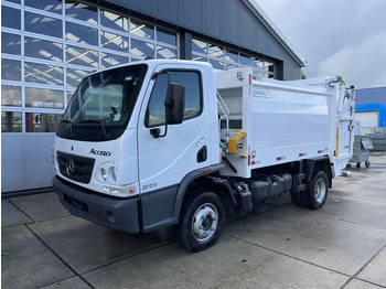 Locação financeira de Mercedes-Benz Accelo 815 4x2 Garbage Compactor (2 units) Accelo 815 4x2 Garbage Compactor (2 units) Mercedes-Benz Accelo 815 4x2 Garbage Compactor (2 units) Accelo 815 4x2 Garbage Compactor (2 units): foto 1