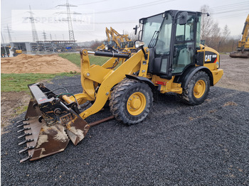 Pá carregadora de rodas CATERPILLAR 906M