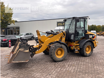 Pá carregadora de rodas CATERPILLAR 908M