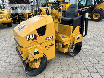 Compactador de asfalto CATERPILLAR