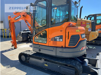 Mini escavadeira DOOSAN DX63-3