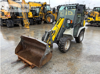 Pá carregadora de rodas KRAMER