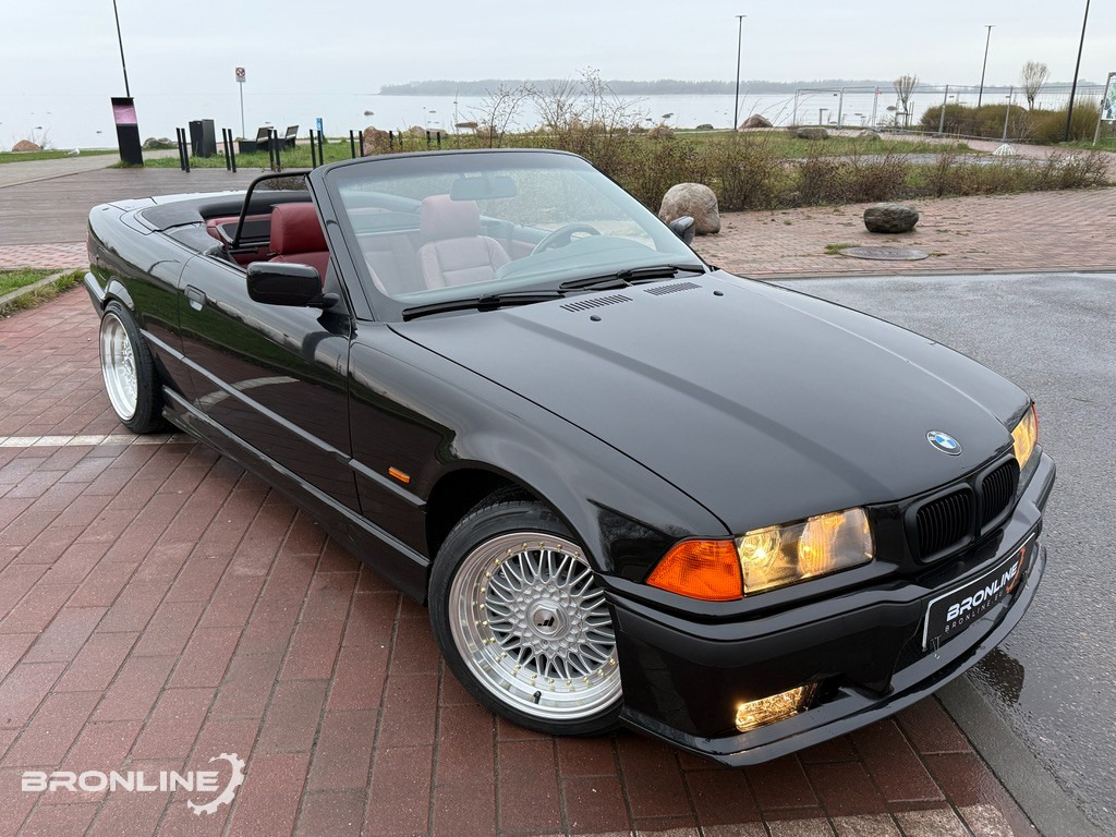 1999 BMW E36 2.5l 125kW Cabrio - Automóvel: foto 2 1999 BMW E36 2.5l 125kW Cabrio - Automóvel: foto 2