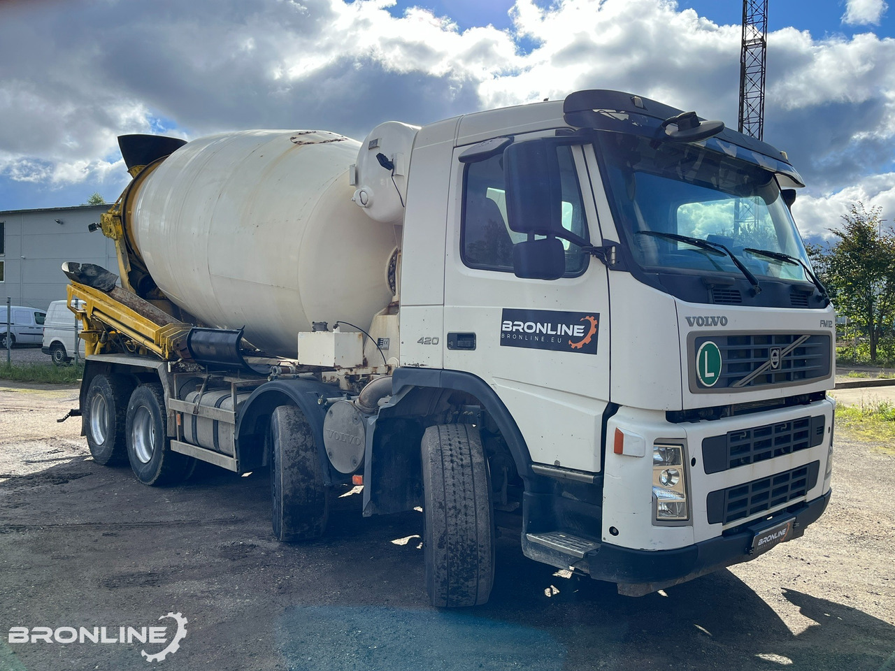 2004 Volvo FM12 420 8x4 Intermix 10m³ - Camião betoneira: foto 2 2004 Volvo FM12 420 8x4 Intermix 10m³ - Camião betoneira: foto 2