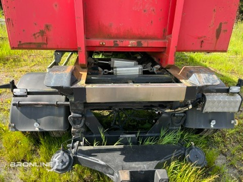 2005 Floda Verken haagis + konkslifti kast - Reboque ampliroll/ Multibenne: foto 4 2005 Floda Verken haagis + konkslifti kast - Reboque ampliroll/ Multibenne: foto 4