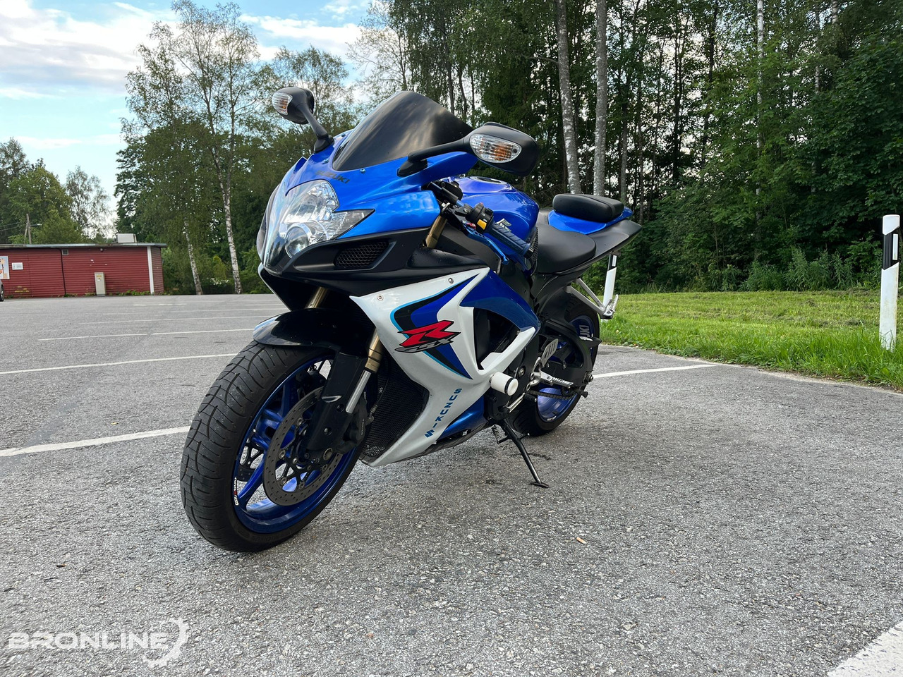2006 SUZUKI GSX-R 600 92kW - Motocicleta: foto 3 2006 SUZUKI GSX-R 600 92kW - Motocicleta: foto 3