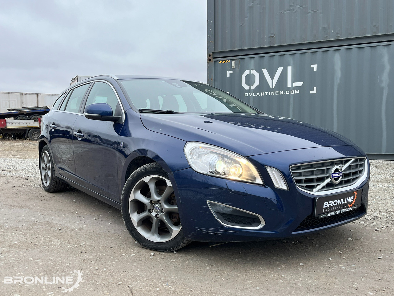 2011 Volvo V60 1.6 84kW Low mileage - Automóvel: foto 1 2011 Volvo V60 1.6 84kW Low mileage - Automóvel: foto 1