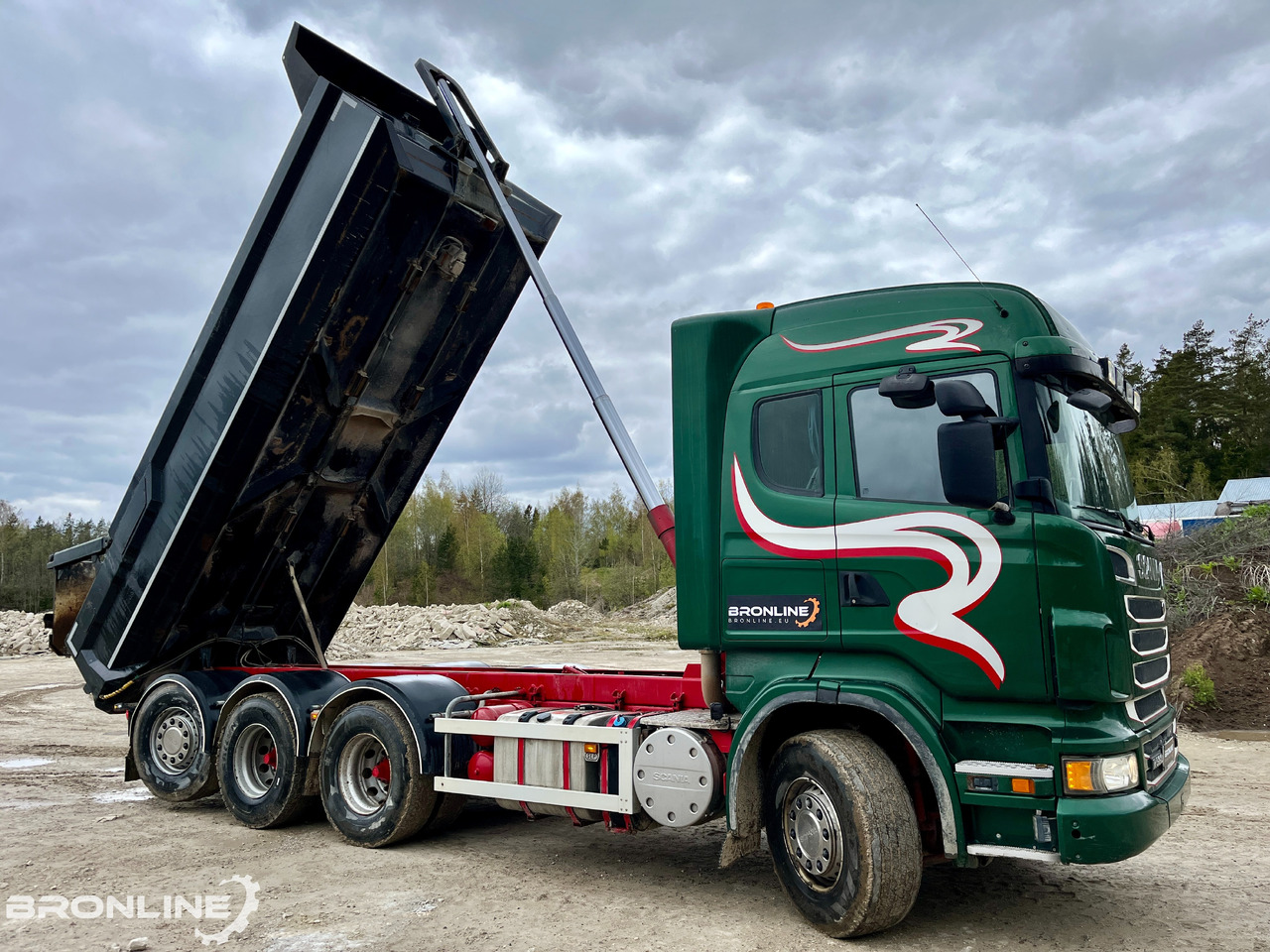2013 V8 SCANIA R560 8X4 Tipper/Kallur/Retarder - Camião basculante: foto 4 2013 V8 SCANIA R560 8X4 Tipper/Kallur/Retarder - Camião basculante: foto 4