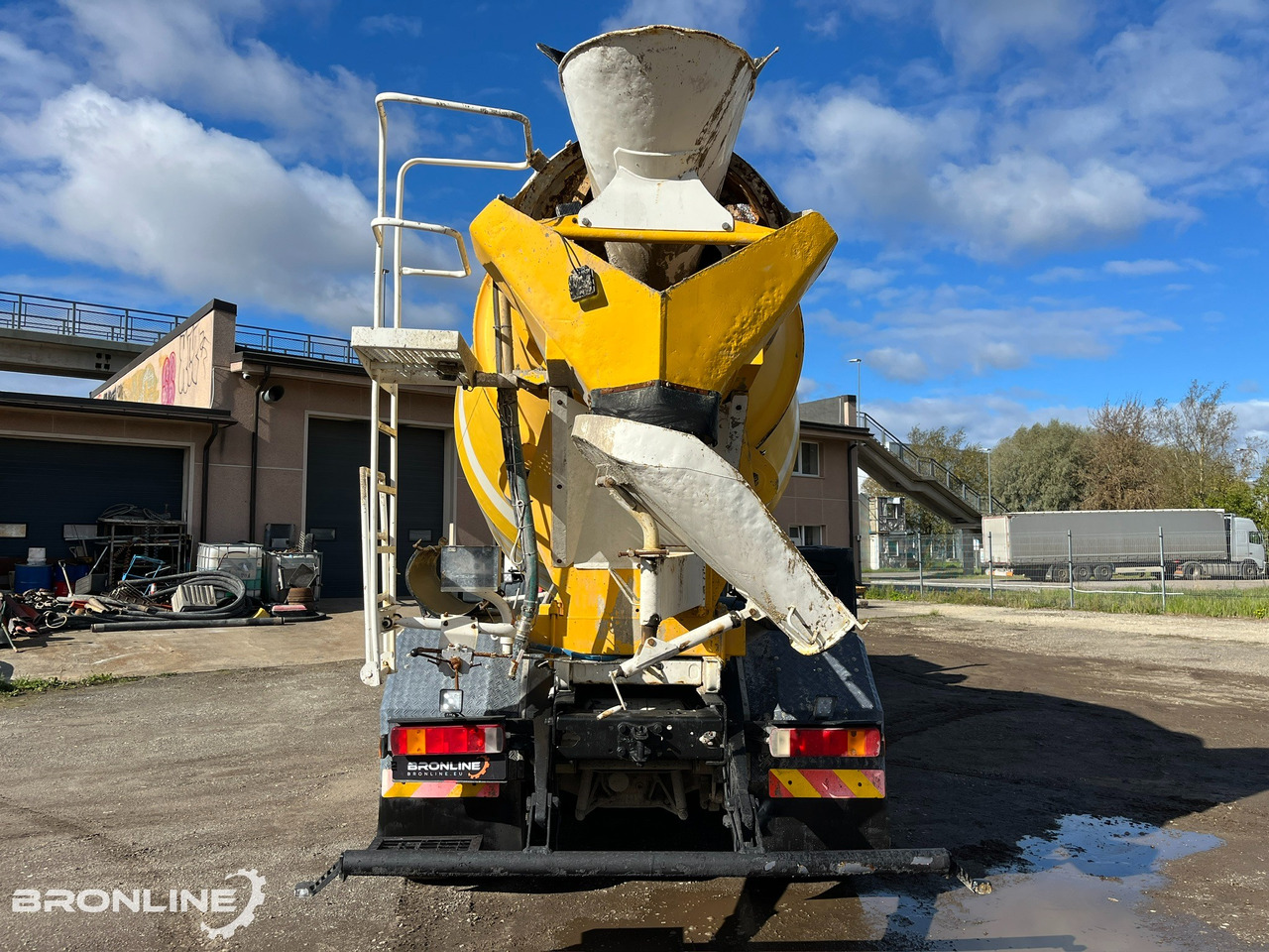 2014 Scania P360 8x4 Intermix 9m³ Concrete mixer - Camião betoneira: foto 5 2014 Scania P360 8x4 Intermix 9m³ Concrete mixer - Camião betoneira: foto 5