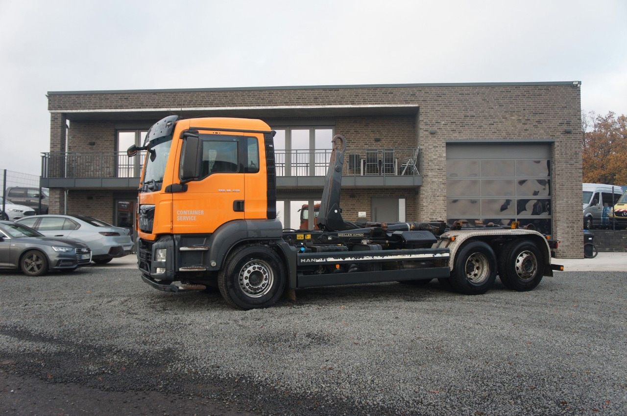 MAN TGS 26.420 Abrollkipper Meiller - Camião polibenne: foto 1 MAN TGS 26.420 Abrollkipper Meiller - Camião polibenne: foto 1