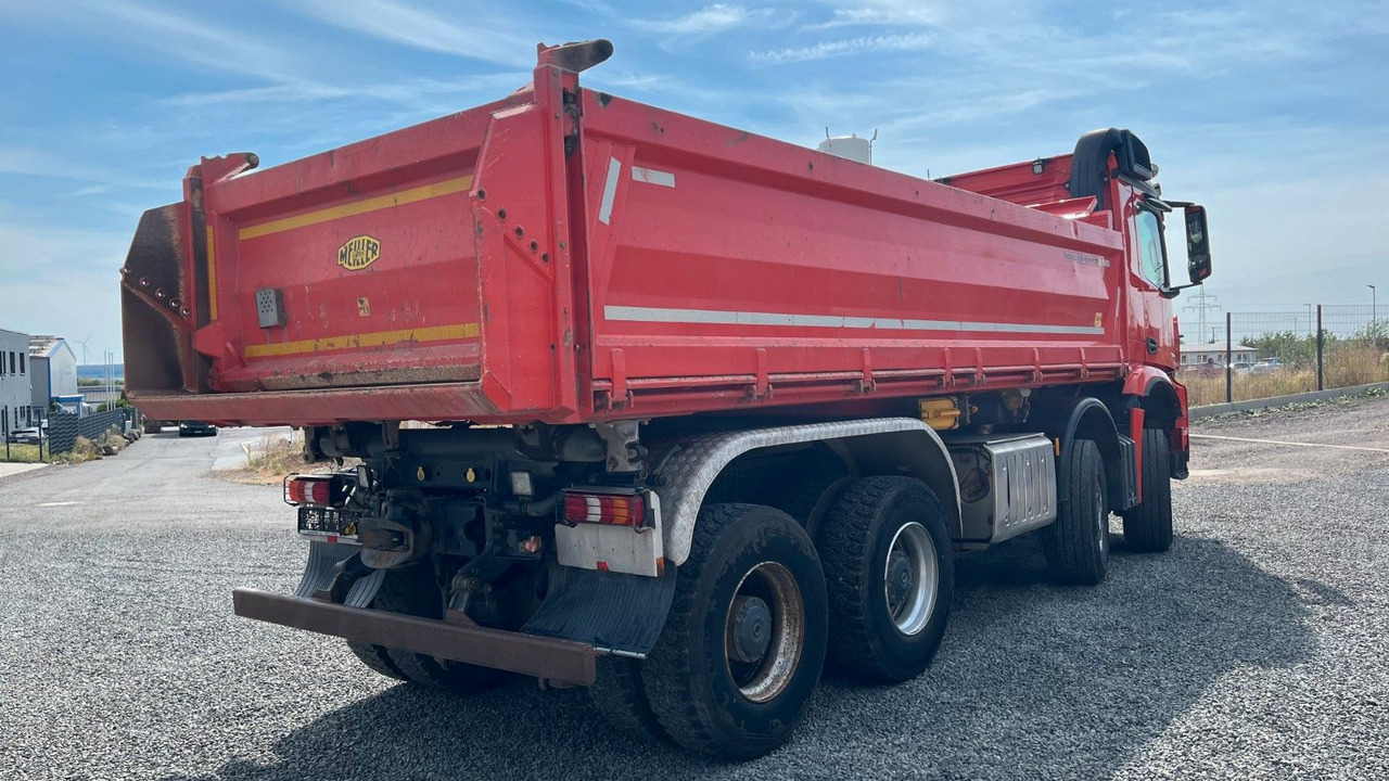 Mercedes-Benz Arocs 3245 Bordmatik Meiller Retarder - Camião basculante: foto 4 Mercedes-Benz Arocs 3245 Bordmatik Meiller Retarder - Camião basculante: foto 4