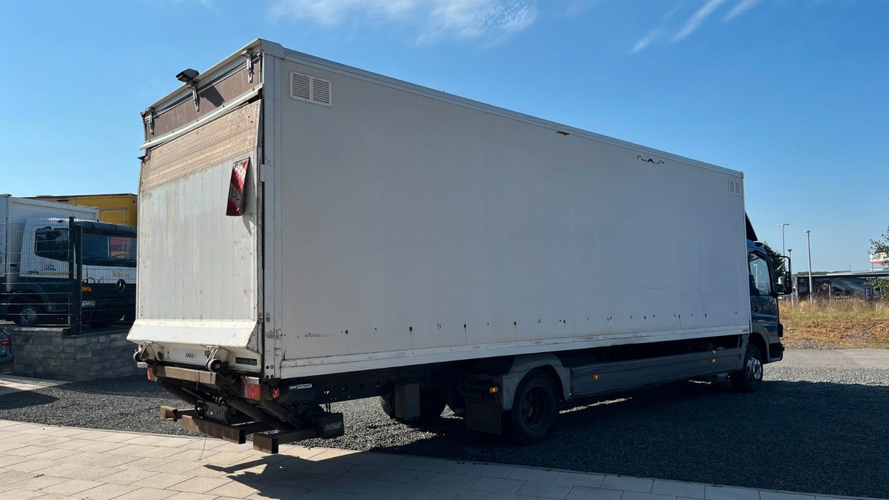Mercedes-Benz Atego 1018 Koffer LBW Klima Mercedes-Benz Atego 1018 Koffer LBW Klima - Camião furgão: foto 4 Mercedes-Benz Atego 1018 Koffer LBW Klima Mercedes-Benz Atego 1018 Koffer LBW Klima - Camião furgão: foto 4