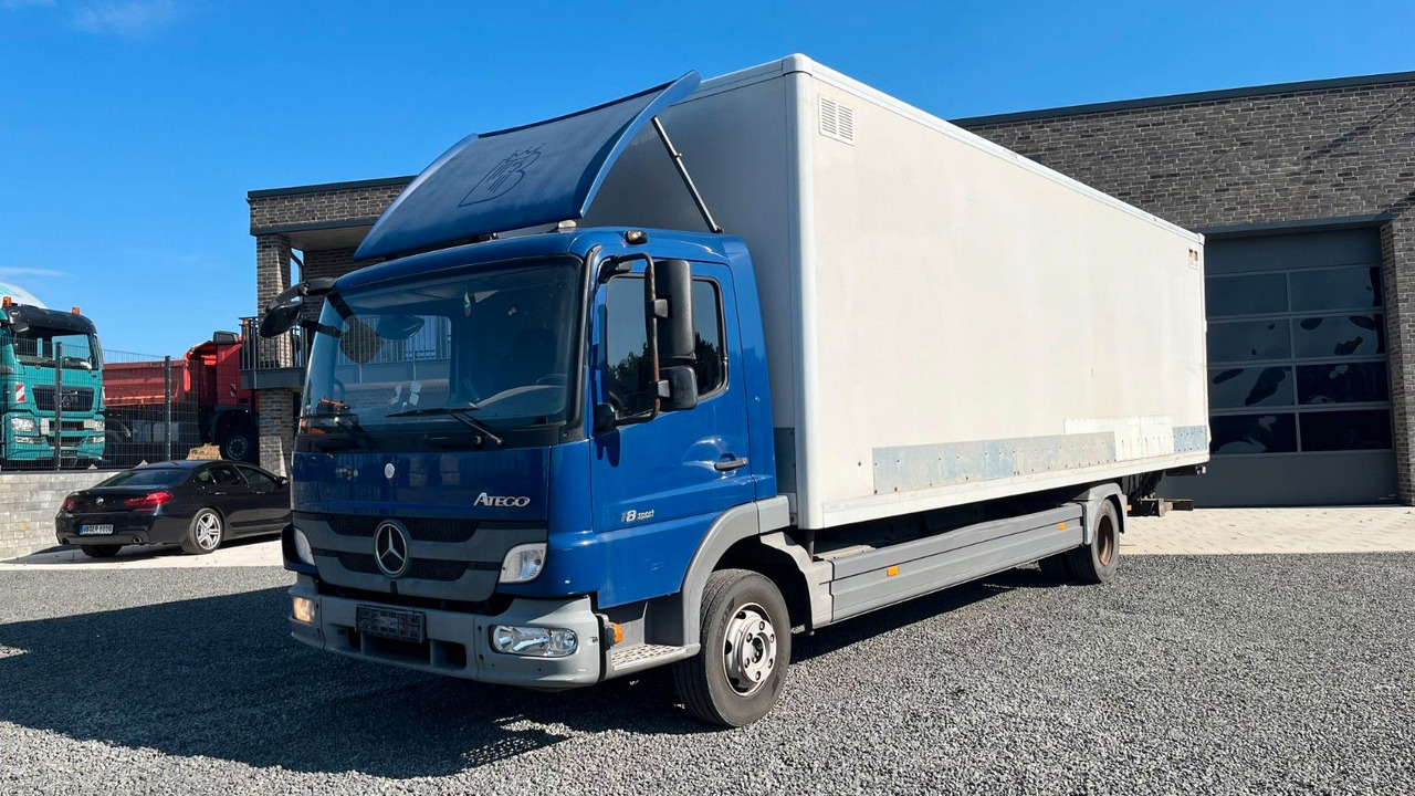 Mercedes-Benz Atego 1018 Koffer LBW Klima Mercedes-Benz Atego 1018 Koffer LBW Klima - Camião furgão: foto 2 Mercedes-Benz Atego 1018 Koffer LBW Klima Mercedes-Benz Atego 1018 Koffer LBW Klima - Camião furgão: foto 2