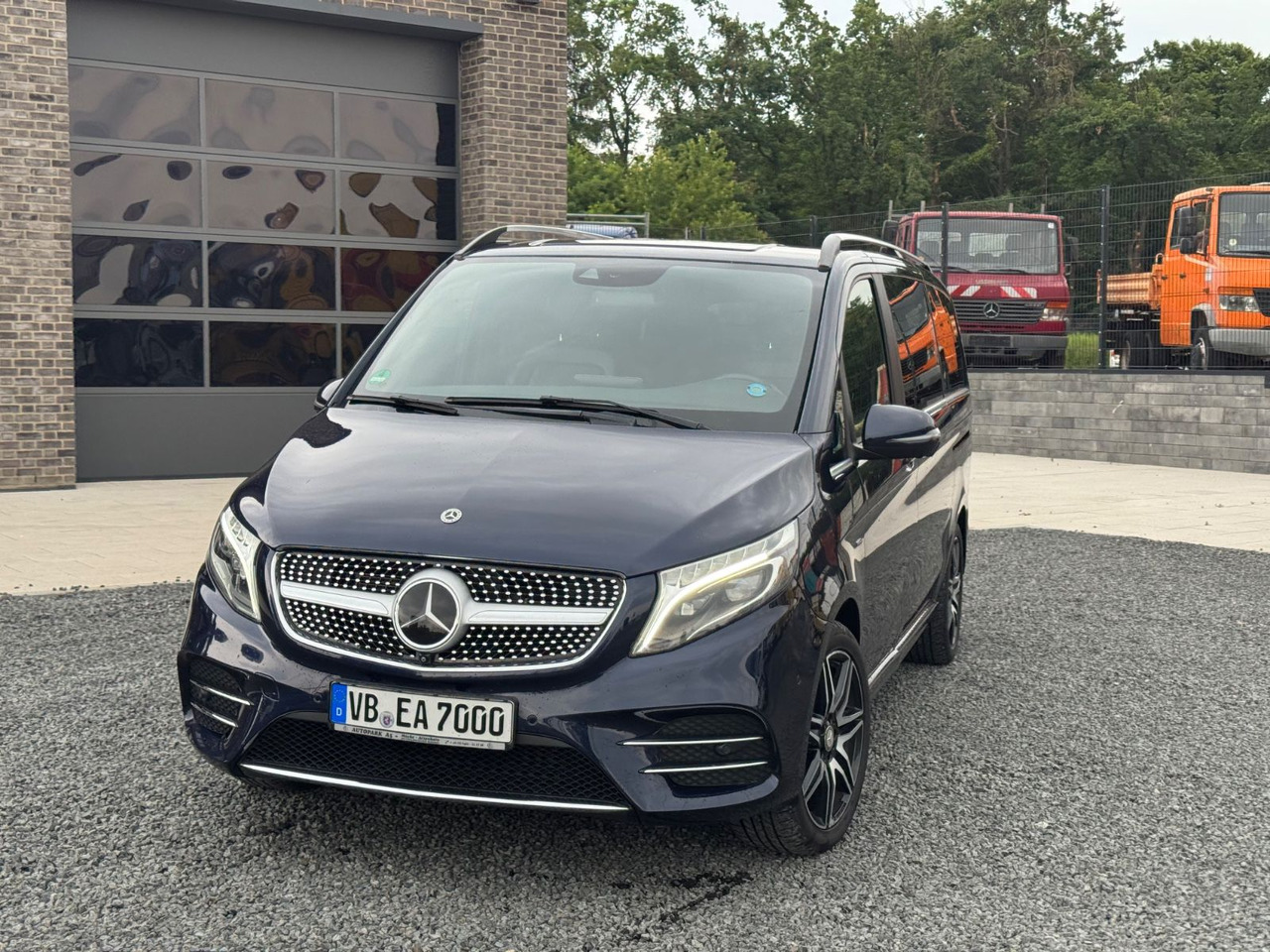 Mercedes-Benz V 250 AMG Avantg.Edition 4M Lang Distronic Stand - Furgão de passageiros: foto 3 Mercedes-Benz V 250 AMG Avantg.Edition 4M Lang Distronic Stand - Furgão de passageiros: foto 3