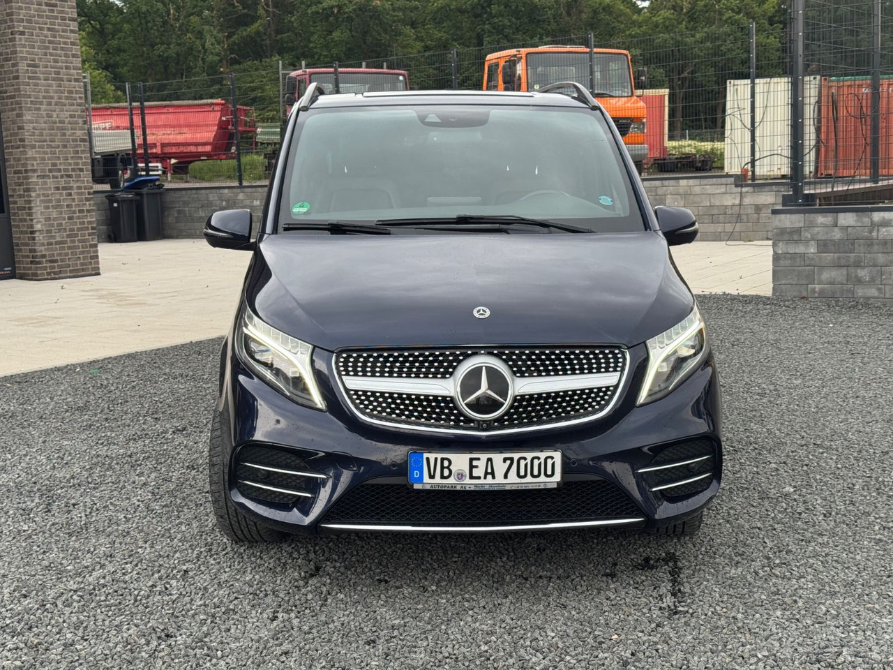 Mercedes-Benz V 250 AMG Avantg.Edition 4M Lang Distronic Stand - Furgão de passageiros: foto 4 Mercedes-Benz V 250 AMG Avantg.Edition 4M Lang Distronic Stand - Furgão de passageiros: foto 4