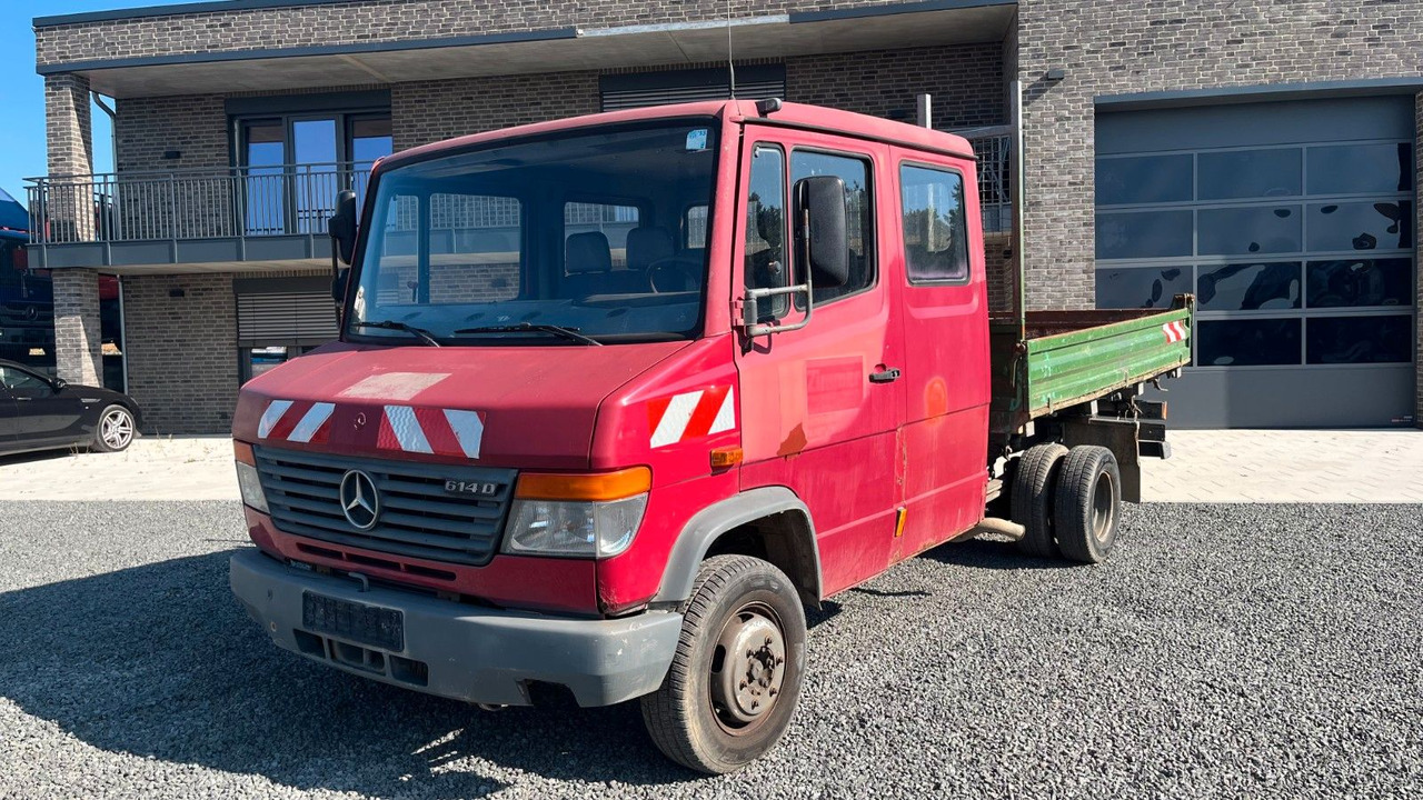 Mercedes-Benz Vario 614 DK Kipper Doka Mercedes-Benz Vario 614 DK Kipper Doka - Carrinha basculante, Carrinha cabine dupla: foto 2 Mercedes-Benz Vario 614 DK Kipper Doka Mercedes-Benz Vario 614 DK Kipper Doka - Carrinha basculante, Carrinha cabine dupla: foto 2