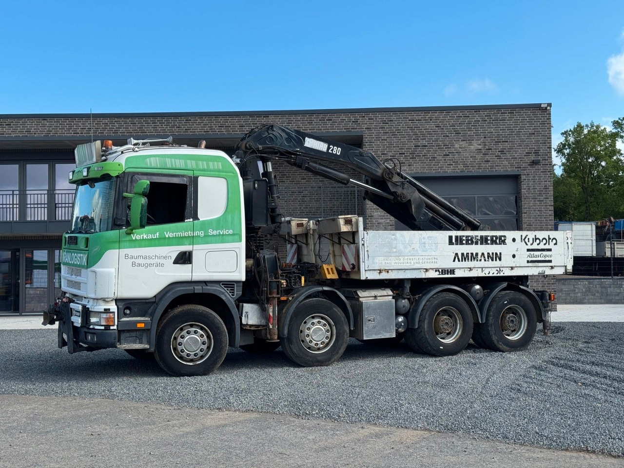 Scania 164G 580 V8 Kran Hiab 280 Retarder Sattelplatte Scania 164G 580 V8 Kran Hiab 280 Retarder Sattelplatte - Camião de caixa aberta/ Plataforma, Camião grua: foto 1 Scania 164G 580 V8 Kran Hiab 280 Retarder Sattelplatte Scania 164G 580 V8 Kran Hiab 280 Retarder Sattelplatte - Camião de caixa aberta/ Plataforma, Camião grua: foto 1
