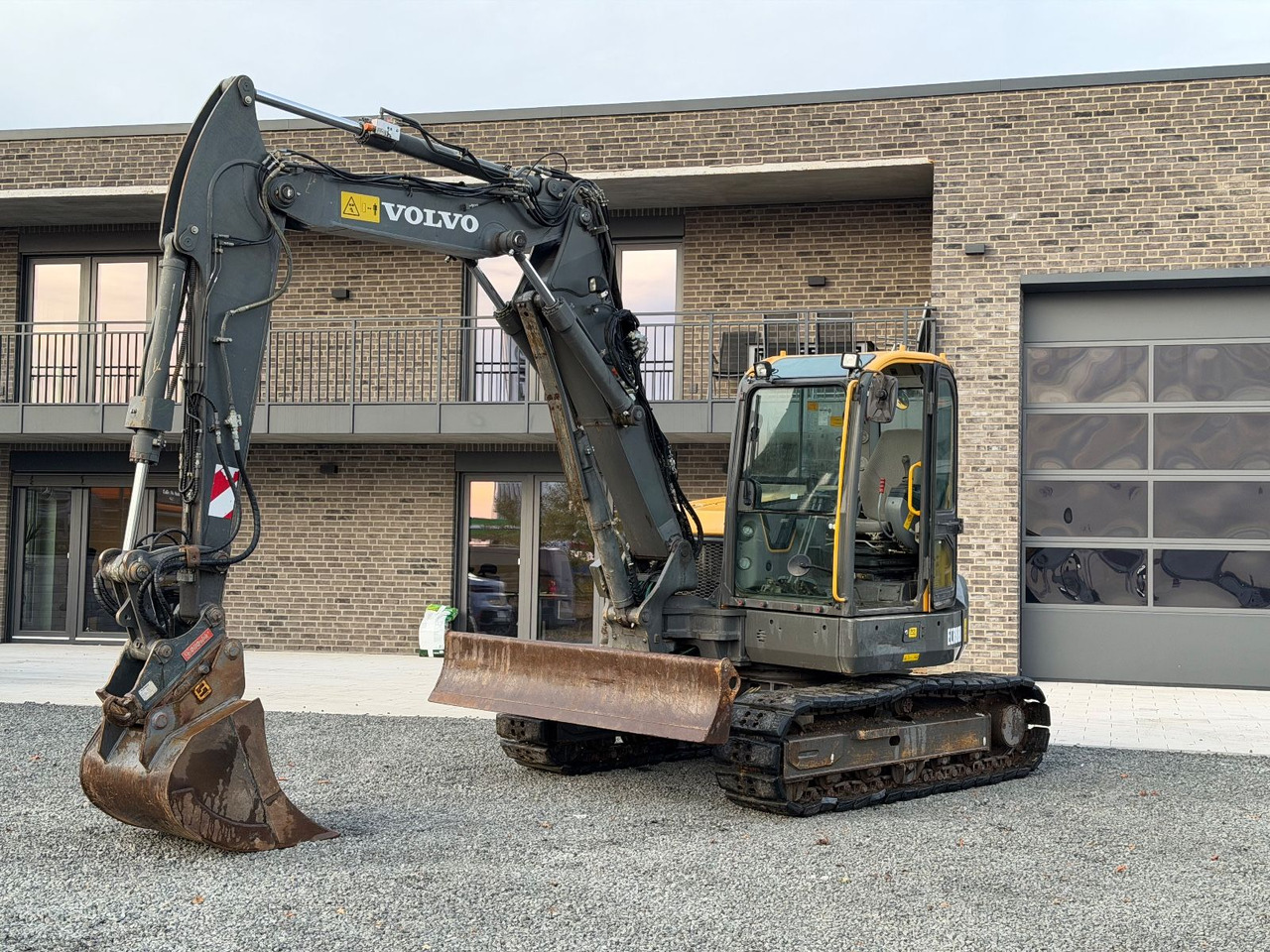 Volvo ECR 88 D Verstellauslger OQ Oilquick - Mini escavadeira: foto 4 Volvo ECR 88 D Verstellauslger OQ Oilquick - Mini escavadeira: foto 4