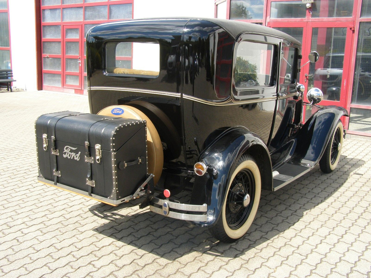 Ford MODELL A / TUDOR + H-Kennzeichen - Sedan: foto 2 Ford MODELL A / TUDOR + H-Kennzeichen - Sedan: foto 2