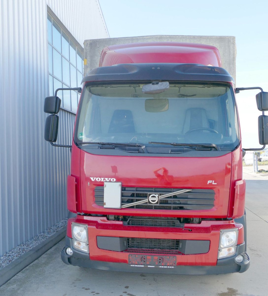 Volvo FL 240 PRITSCHE / PLANE + LBW + KLIMA + EURO 5 - Camião de lona: foto 3 Volvo FL 240 PRITSCHE / PLANE + LBW + KLIMA + EURO 5 - Camião de lona: foto 3