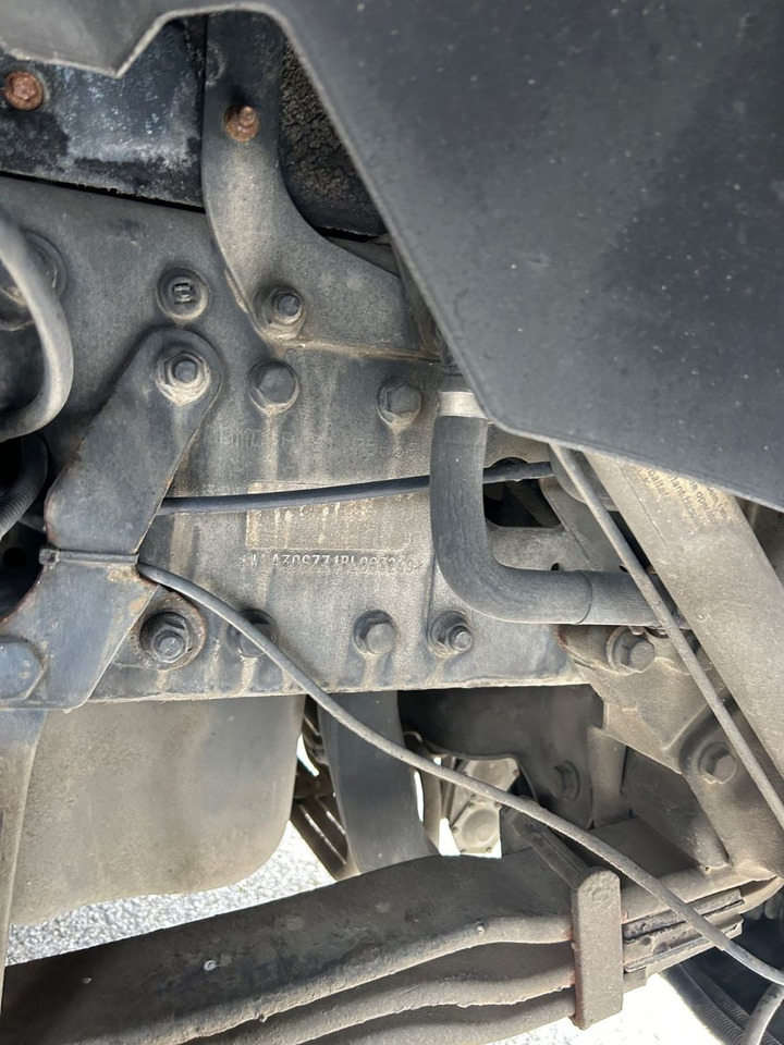 MAN TGS 33.400 6x4 Kipper Palfinger Kran - Camião basculante, Camião grua: foto 4 MAN TGS 33.400 6x4 Kipper Palfinger Kran - Camião basculante, Camião grua: foto 4