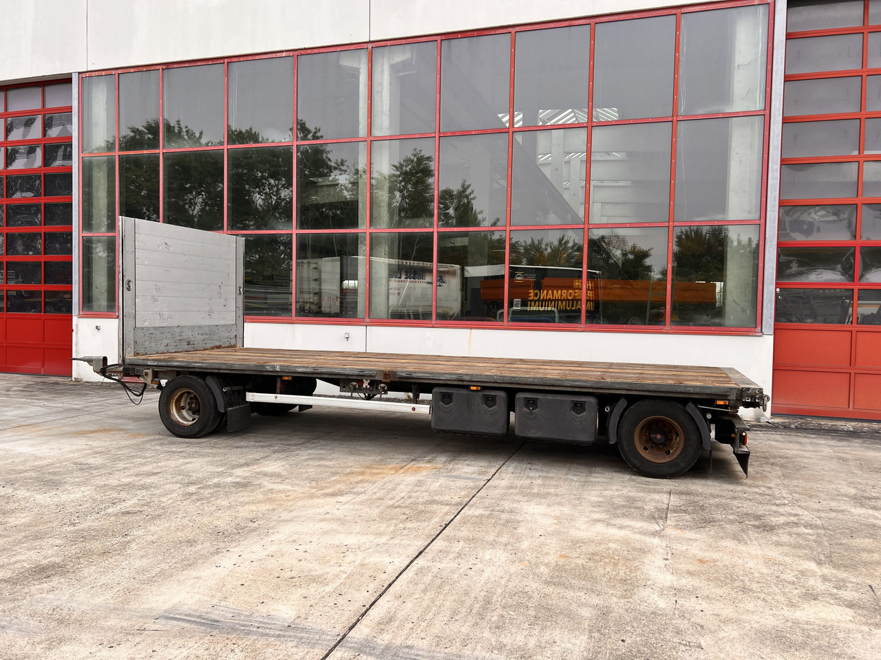 Ackermann PA-F 18/7.4E 2 Achs Jumboanhänger Mega - Reboque baixa: foto 4 Ackermann PA-F 18/7.4E 2 Achs Jumboanhänger Mega - Reboque baixa: foto 4