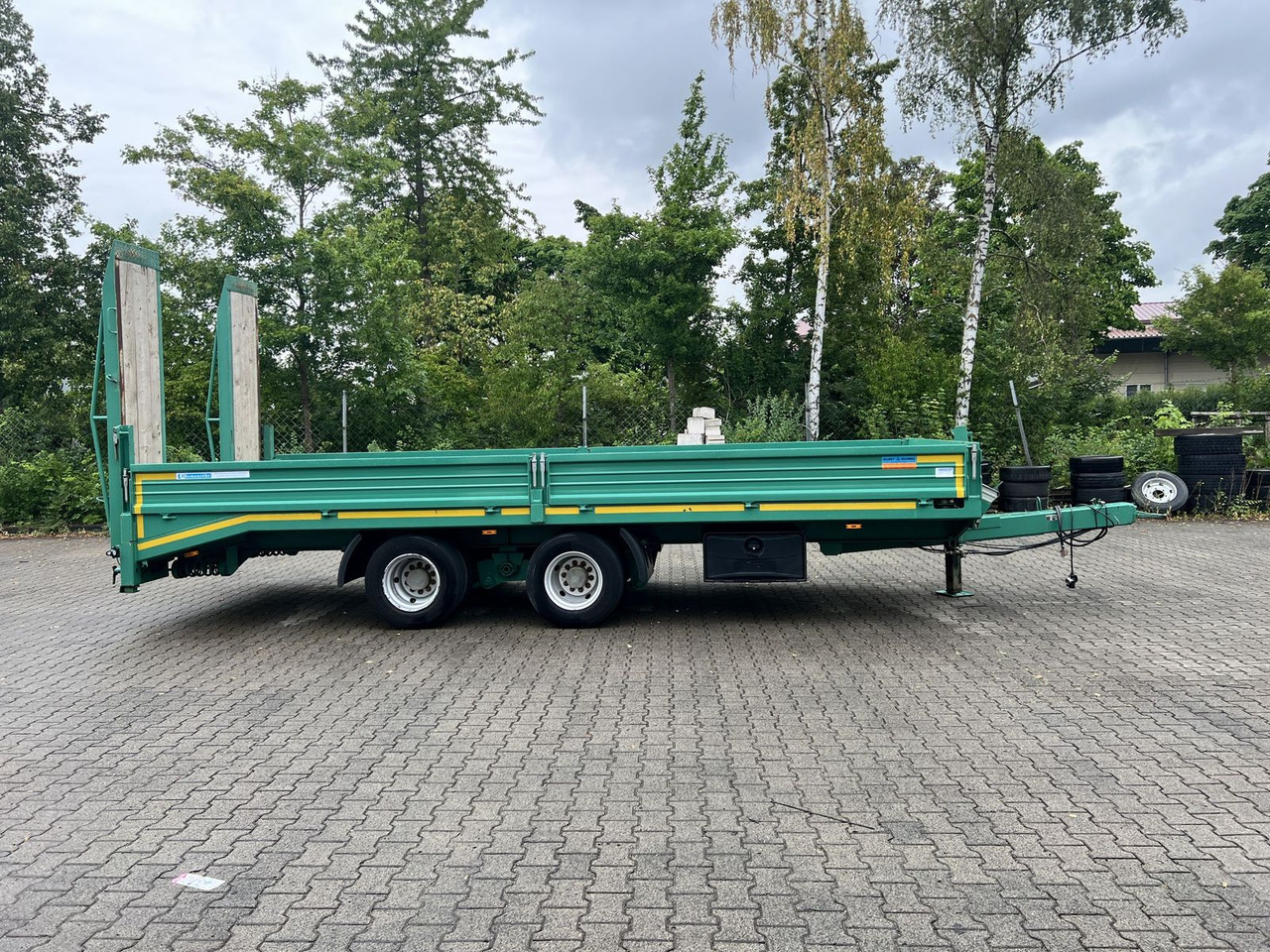 Blomenröhr 18 t Tandemtieflader, wenig Benutzt - Reboque baixa: foto 1 Blomenröhr 18 t Tandemtieflader, wenig Benutzt - Reboque baixa: foto 1