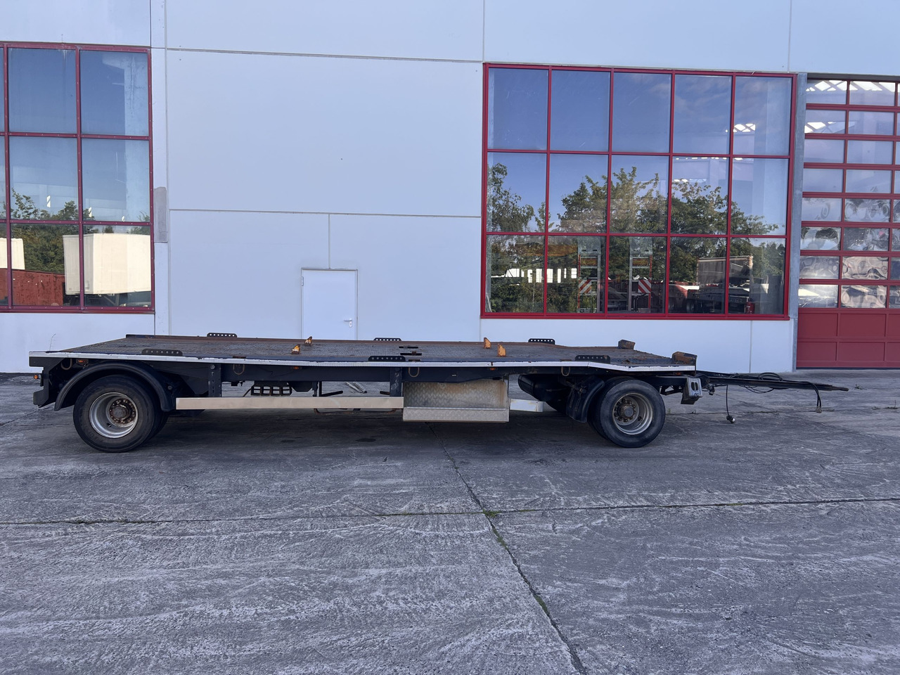 Dinkel DAC 18000 2 Achs Kombi- Anhänger für Abroll- oder Absetzmulden oder Tieflader - Reboque plataforma/ Caixa aberta: foto 3 Dinkel DAC 18000 2 Achs Kombi- Anhänger für Abroll- oder Absetzmulden oder Tieflader - Reboque plataforma/ Caixa aberta: foto 3