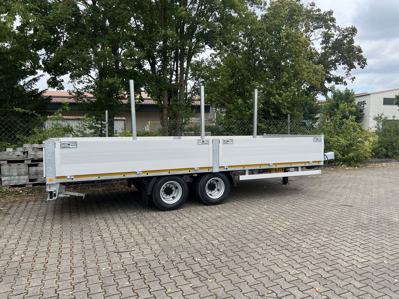 Möslein 14,4 t Tandem- Pritschenanhänger- Tieflader - Reboque baixa: foto 5 Möslein 14,4 t Tandem- Pritschenanhänger- Tieflader - Reboque baixa: foto 5