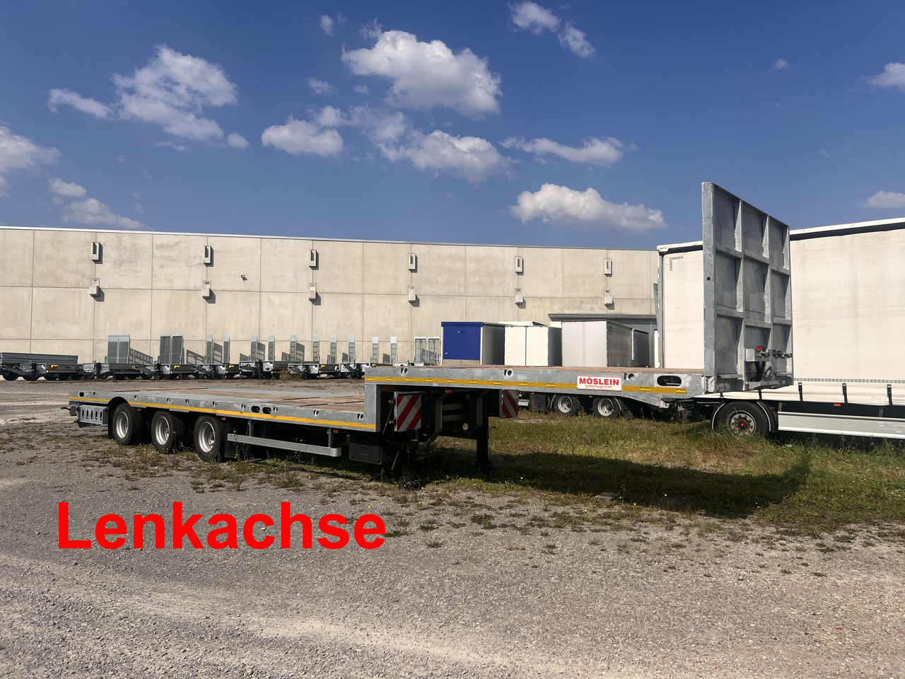 Möslein ST 3 Plato 8,7 3 Achs Satteltieflader Plato 45 t GGfür Fertigteile, Baumaschinen - Semi-reboque baixa: foto 1 Möslein ST 3 Plato 8,7 3 Achs Satteltieflader Plato 45 t GGfür Fertigteile, Baumaschinen - Semi-reboque baixa: foto 1