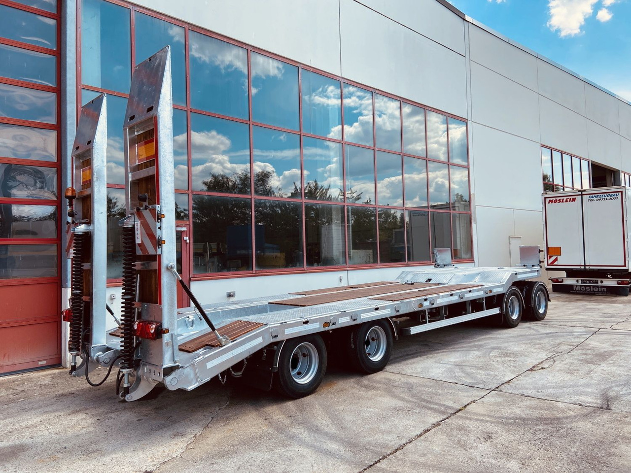 Möslein T 4 VB F 4 Achs Tieflader- Anhänger, Neufahrzeug - Reboque baixa: foto 3 Möslein T 4 VB F 4 Achs Tieflader- Anhänger, Neufahrzeug - Reboque baixa: foto 3
