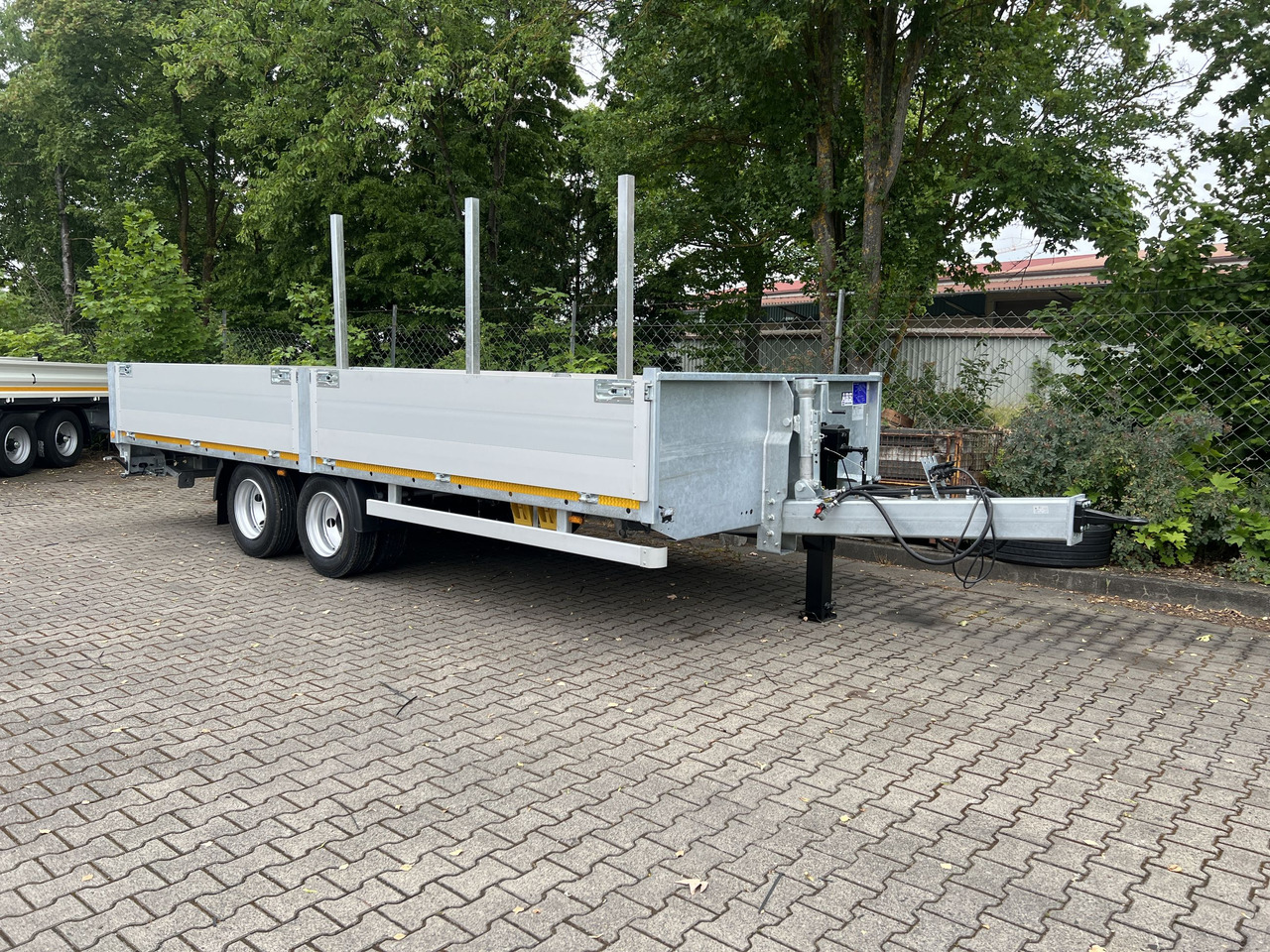 Möslein THT 14,4 G 6,2 14,4 t GG Tandem- Pritschenanhänger- Tieflader - Reboque plataforma/ Caixa aberta: foto 5 Möslein THT 14,4 G 6,2 14,4 t GG Tandem- Pritschenanhänger- Tieflader - Reboque plataforma/ Caixa aberta: foto 5