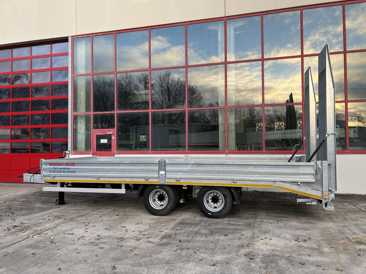 Möslein TTH 19- 6,7 19 t Tandemtieflader-- Neufahrzeug -- - Reboque baixa: foto 4 Möslein TTH 19- 6,7 19 t Tandemtieflader-- Neufahrzeug -- - Reboque baixa: foto 4