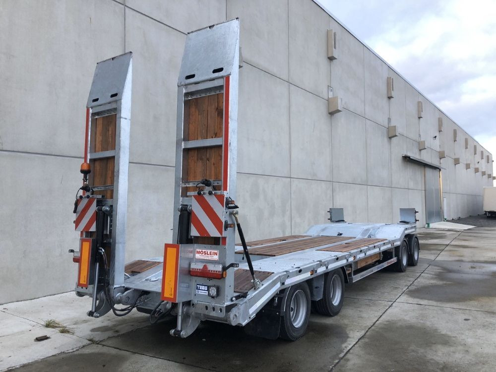 Möslein neuer 4 Achs Tieflader hydraulischen Rampen - Reboque baixa: foto 5 Möslein neuer 4 Achs Tieflader hydraulischen Rampen - Reboque baixa: foto 5