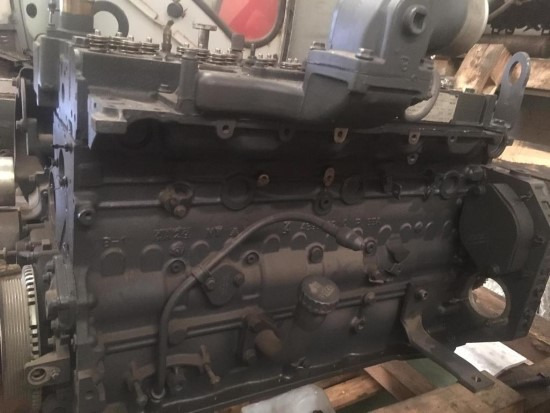 IVECO F4AE0684R*D100 (MOTOR) - Motor para Máquina de construção: foto 1 IVECO F4AE0684R*D100 (MOTOR) - Motor para Máquina de construção: foto 1