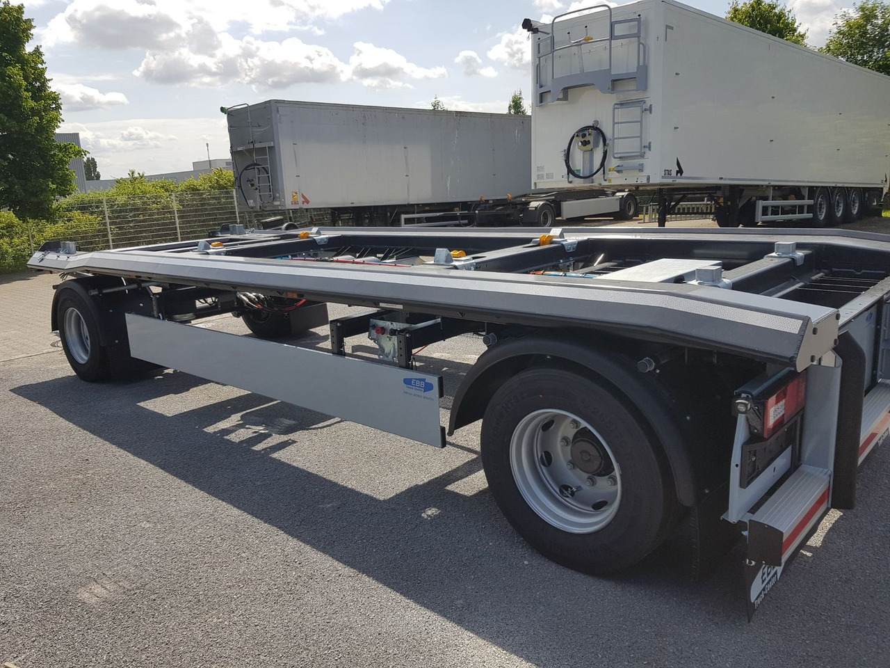 Außenroller 20 AR - Reboque ampliroll/ Multibenne: foto 3 Außenroller 20 AR - Reboque ampliroll/ Multibenne: foto 3