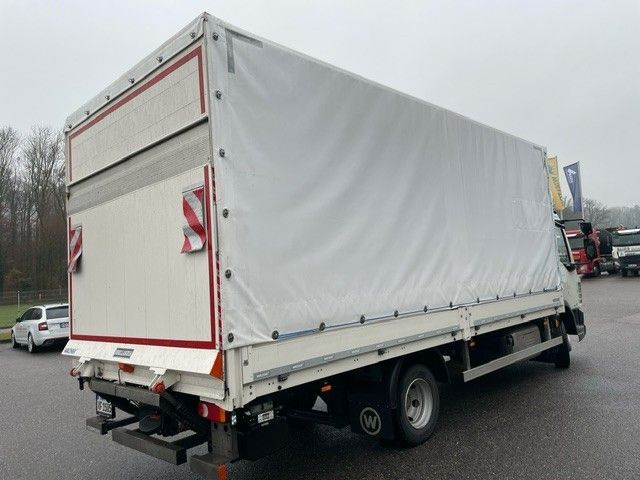 DAF FA LF 210 8t Pritsche/Plane+LBW DAF FA LF 210 8t Pritsche/Plane+LBW - Camião de lona: foto 4 DAF FA LF 210 8t Pritsche/Plane+LBW DAF FA LF 210 8t Pritsche/Plane+LBW - Camião de lona: foto 4