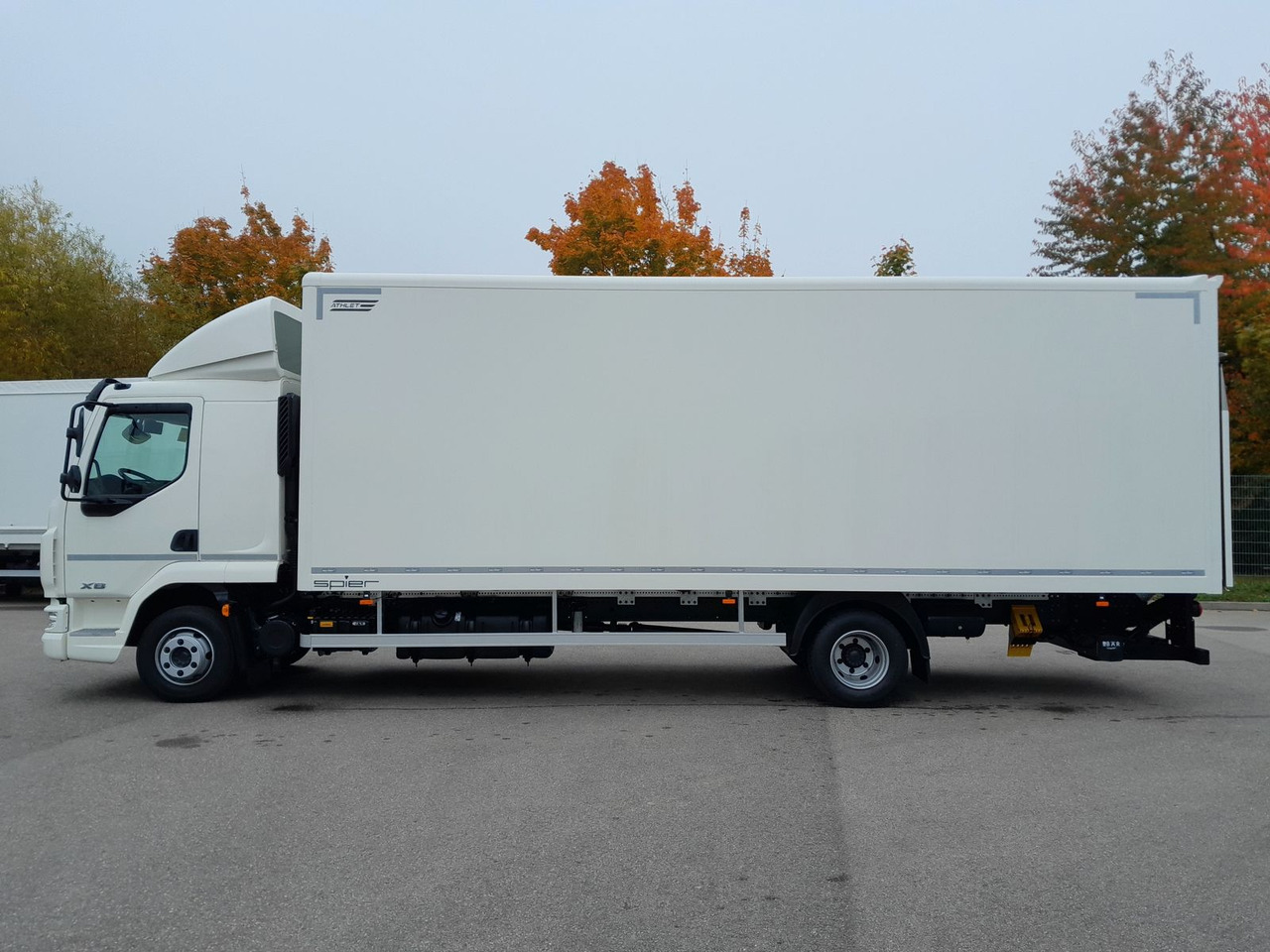 DAF FA XB 230 12t - Camião furgão: foto 4 DAF FA XB 230 12t - Camião furgão: foto 4