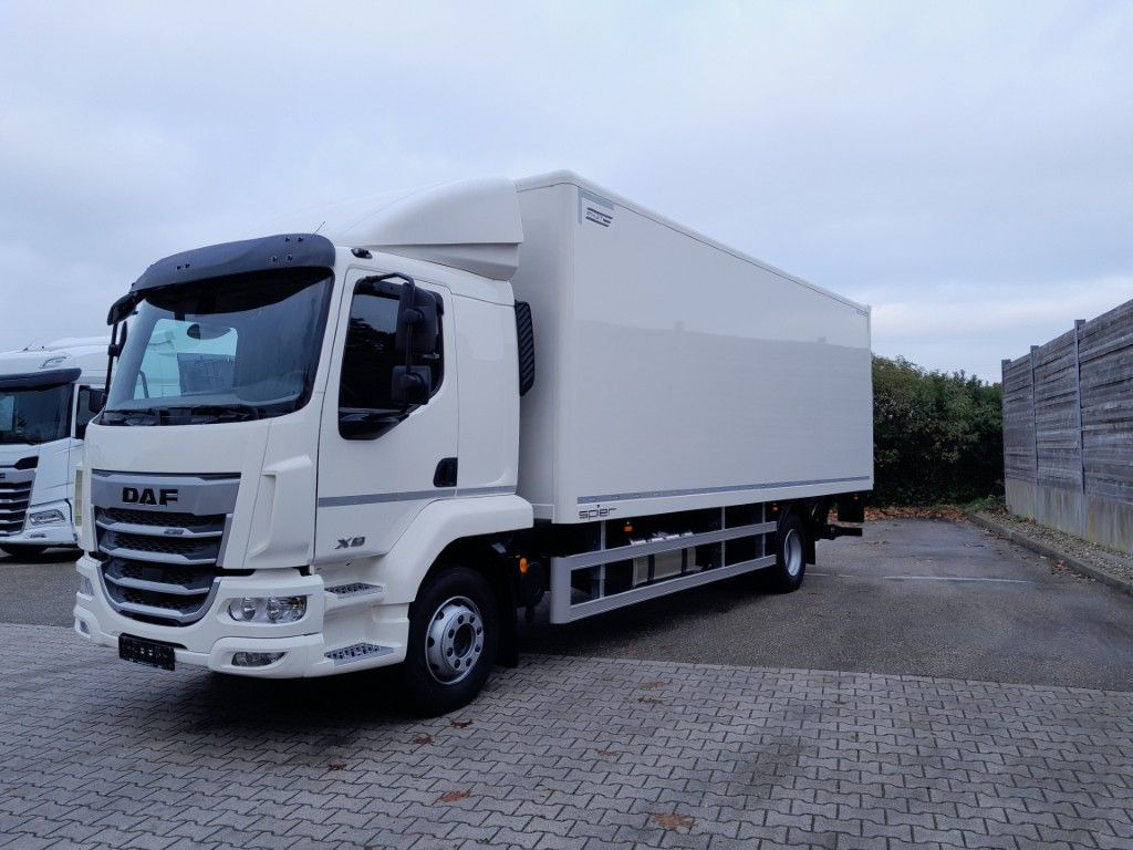 DAF FA XB 290 16t Spier Plywoodkoffer - Camião furgão: foto 1 DAF FA XB 290 16t Spier Plywoodkoffer - Camião furgão: foto 1