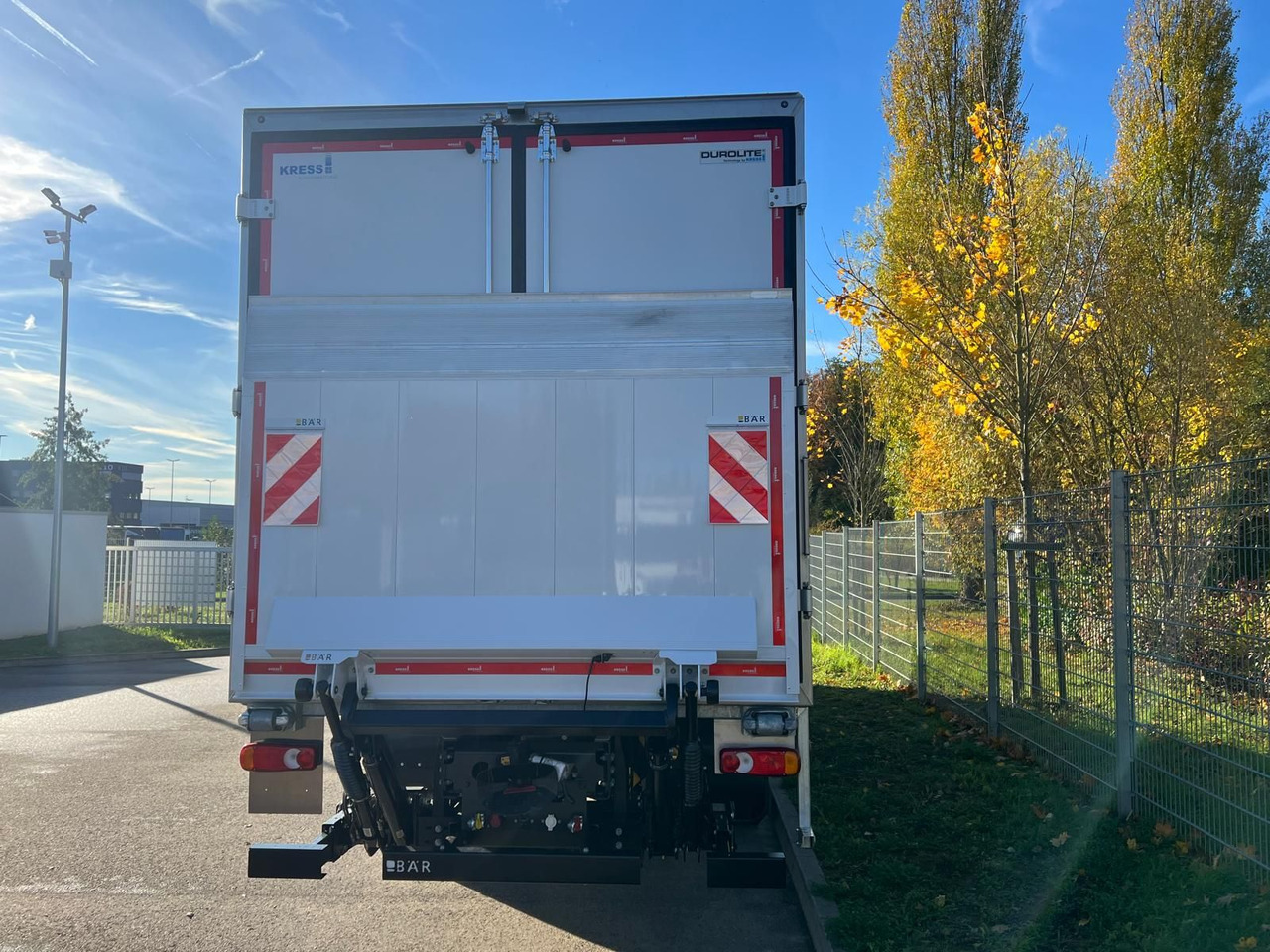 DAF FA XB 310 18t Kress Kühlaufbau - Camião frigorífico: foto 5 DAF FA XB 310 18t Kress Kühlaufbau - Camião frigorífico: foto 5