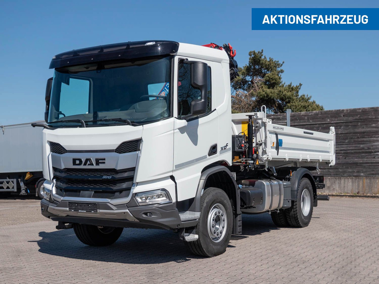 DAF FA XDC 370 Krankipper DAF XDC 370 FA Meiller Krankipper HMF - Camião grua, Camião basculante: foto 1 DAF FA XDC 370 Krankipper DAF XDC 370 FA Meiller Krankipper HMF - Camião grua, Camião basculante: foto 1