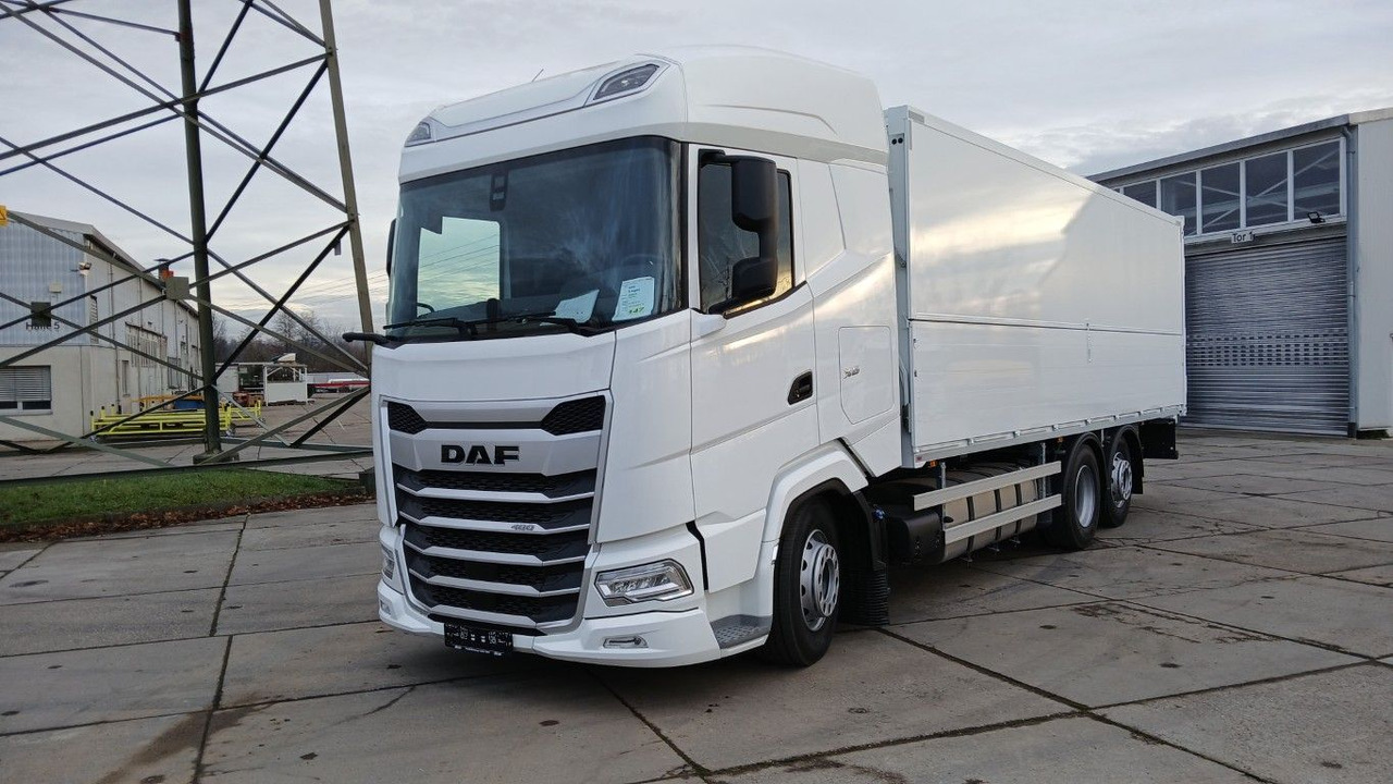 DAF FAN XG 480 Swing-Board-Aufbau Mitnahmestapler - Camião transporte de bebidas: foto 2 DAF FAN XG 480 Swing-Board-Aufbau Mitnahmestapler - Camião transporte de bebidas: foto 2