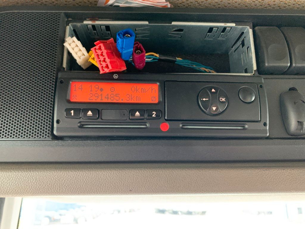 Camião cisterna DAF FANCF75: foto 17