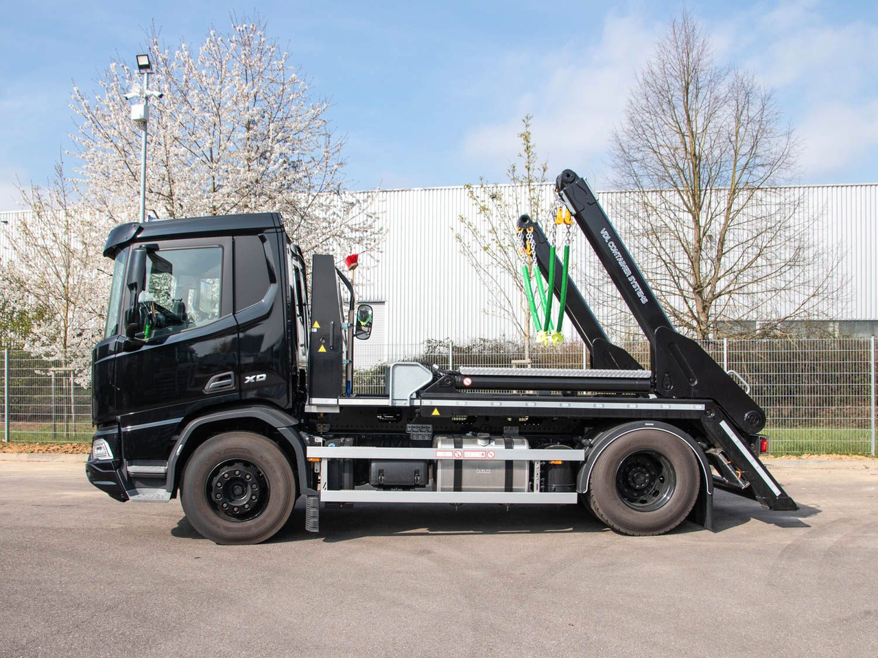 DAF XD 410 FA Absetzkipper DAF XD 410 FA Absetzkipper - Camião multibenne: foto 5 DAF XD 410 FA Absetzkipper DAF XD 410 FA Absetzkipper - Camião multibenne: foto 5