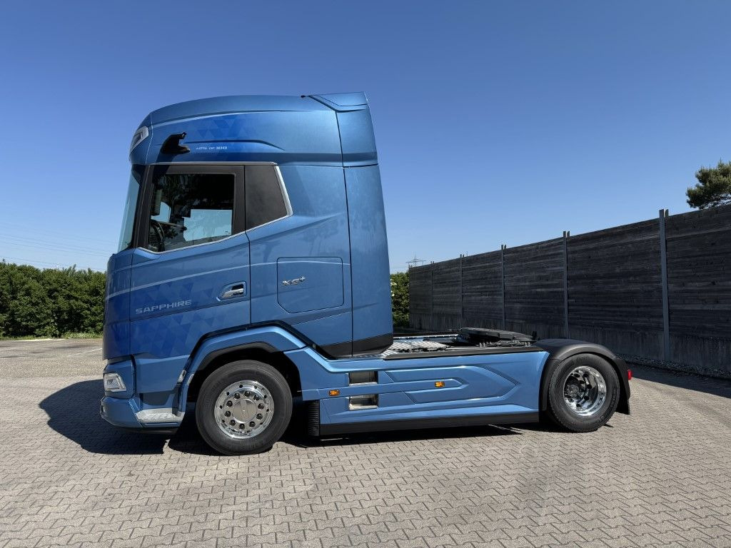 DAF FT XG 530 BLAU METALLIC Limited Edition - Tractor: foto 3 DAF FT XG 530 BLAU METALLIC Limited Edition - Tractor: foto 3