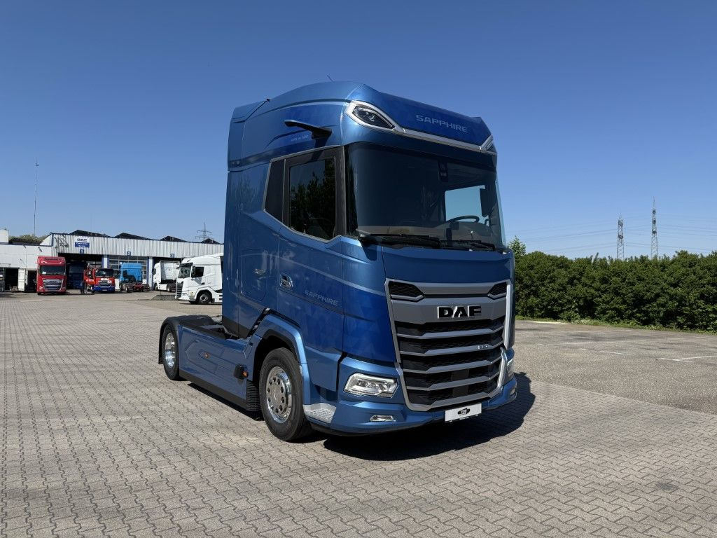 DAF FT XG 530 BLAU METALLIC Limited Edition - Tractor: foto 2 DAF FT XG 530 BLAU METALLIC Limited Edition - Tractor: foto 2