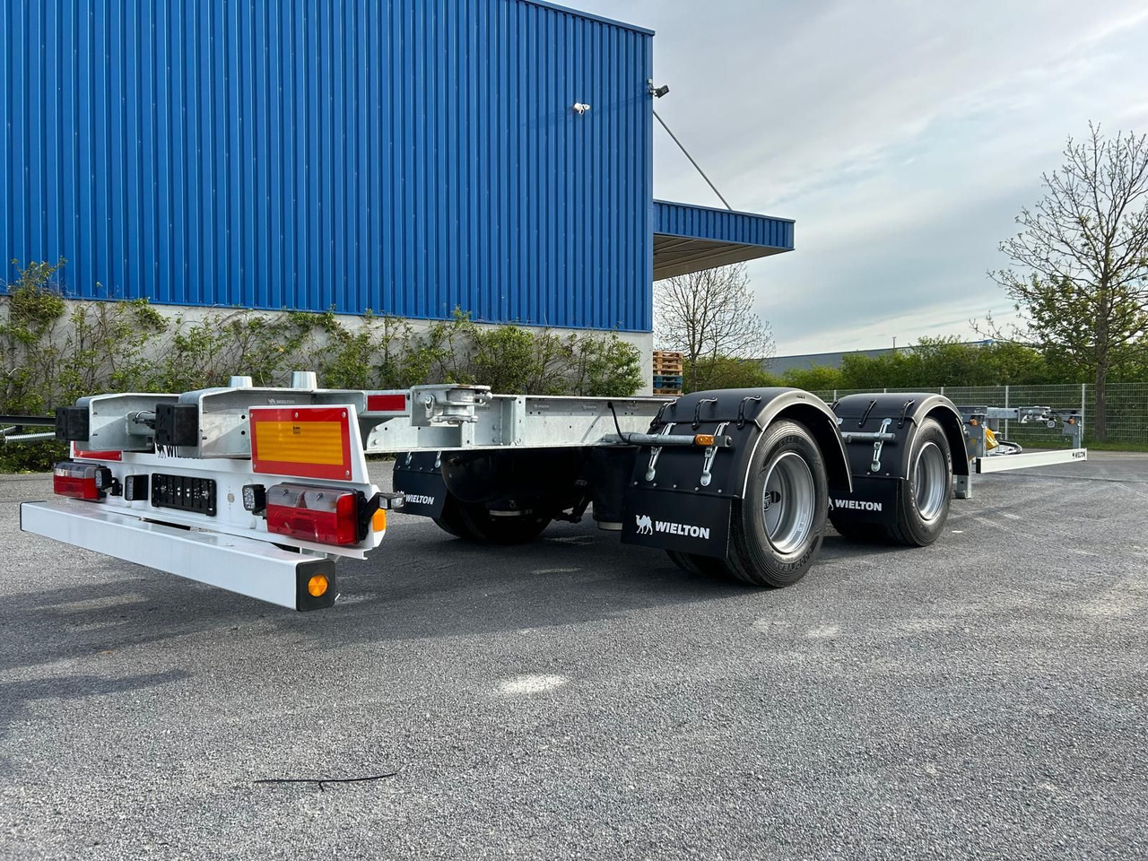 Reboque transportador de contêineres/ Caixa móvel novo Wielton BDF Anhänger VOLUME Abstellhöhe 920-1020 mm Wielton BDF Anhänger VOLUME Abstellhöhe 920-1020 mm: foto 11