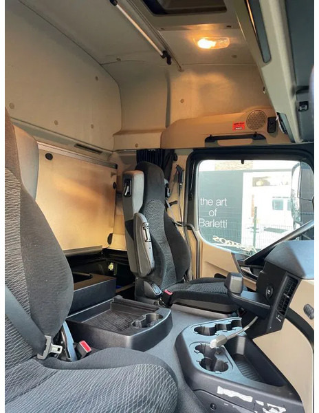 Mercedes-Benz Actros 1833 ! 2018 - Tractor: foto 5 Mercedes-Benz Actros 1833 ! 2018 - Tractor: foto 5